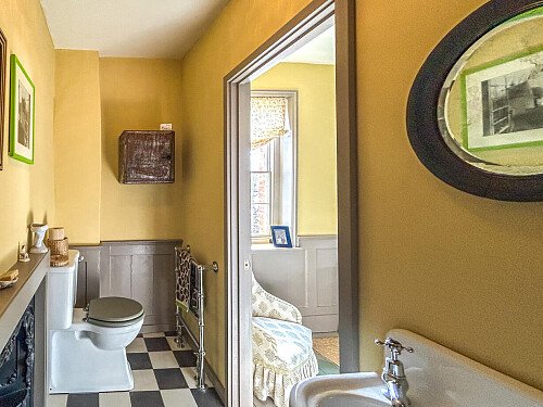 Painted wooden panelling - Filming Locations Locations Direct -51