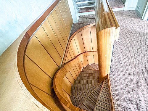 Painted wooden panelling - Filming Locations Locations Direct -54