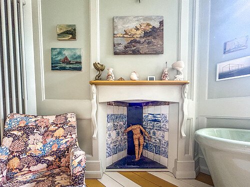 Painted wooden panelling - Filming Locations Locations Direct -69