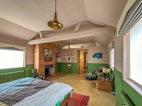 Painted wooden panelling - Filming Locations Locations Direct -74