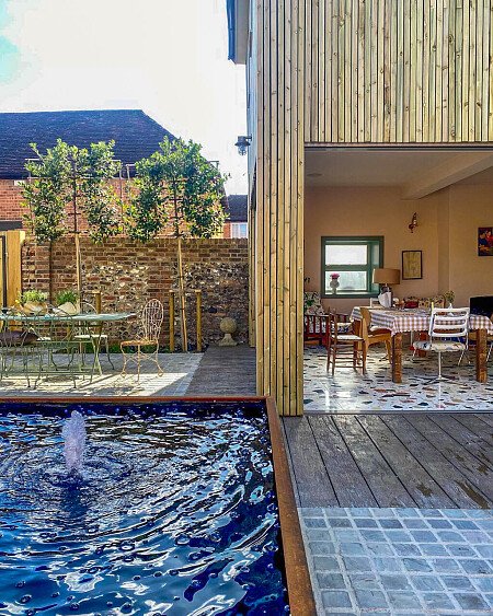 Painted wooden panelling - Filming Locations Locations Direct -89