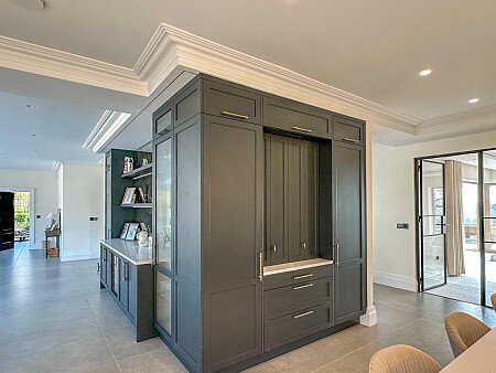 Triangular high ceiling bedrrom - Filming Locations Locations Direct -08