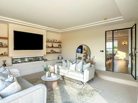 Triangular high ceiling bedrrom - Filming Locations Locations Direct -09