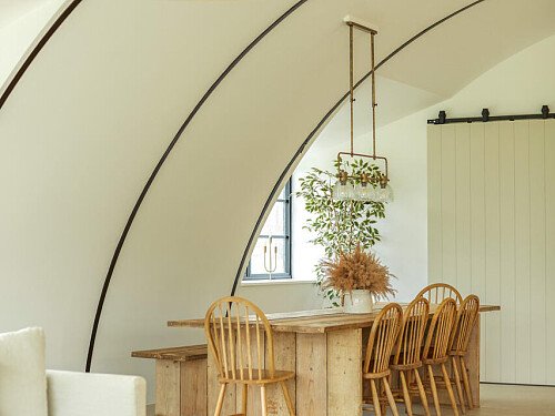 Curved ceiling building - Filming Photoshoot Locations-08