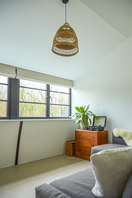 Curved ceiling building - Filming Photoshoot Locations-13