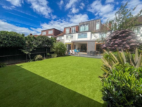 Titch House  - Filming Locations Locations Direct -41