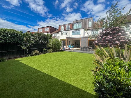 Titch House  - Filming Locations Locations Direct -41