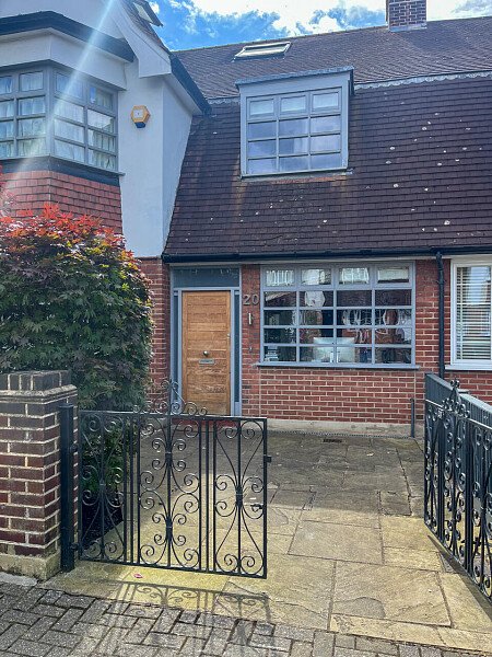 Titch House  - Filming Locations Locations Direct -45