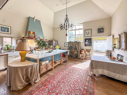 Image for Location 2085