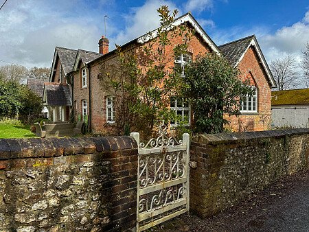 River House - Filming Locations Locations Direct -44