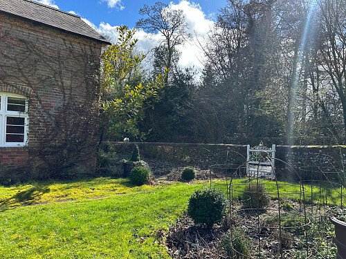 Image for Location 2085