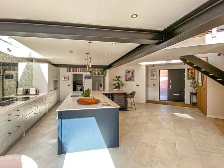 Ormand - Filming Locations Locations Direct -09