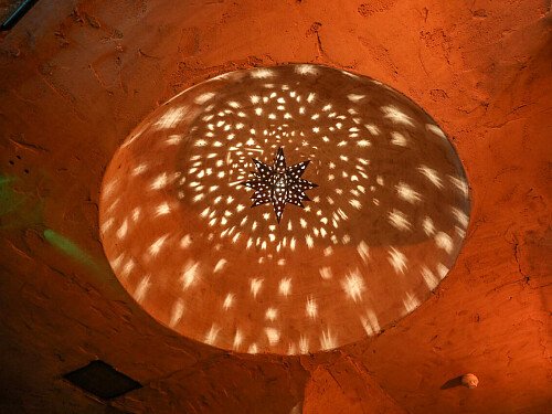 Red Venue  - Filming Locations Locations Direct -32