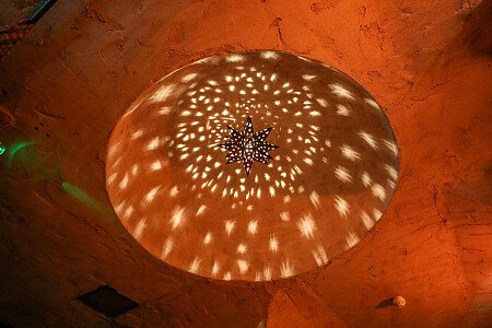 Red Venue  - Filming Locations Locations Direct -32