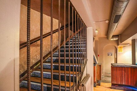 Red Venue  - Filming Locations Locations Direct -37