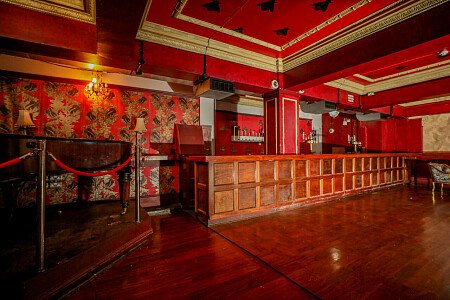 Red Venue  - Filming Locations Locations Direct -50