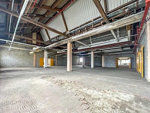 Run dowb warehouse  - Filming Locations Locations Direct -06