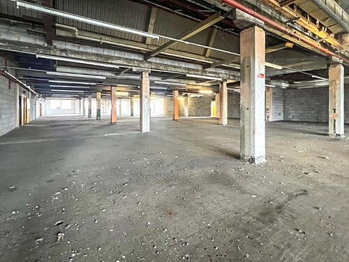 Run dowb warehouse  - Filming Locations Locations Direct -16
