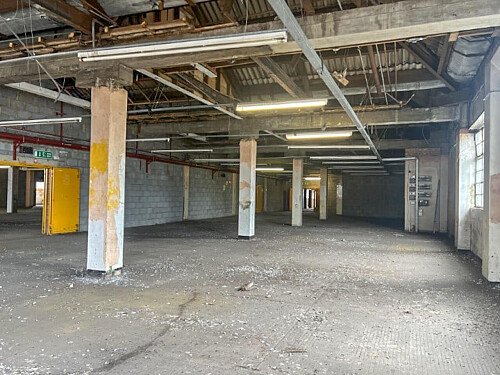 Run dowb warehouse  - Filming Locations Locations Direct -21