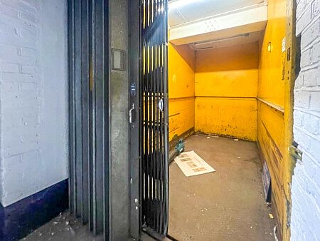 Run dowb warehouse  - Filming Locations Locations Direct -45