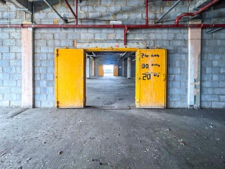 Run dowb warehouse  - Filming Locations Locations Direct -46