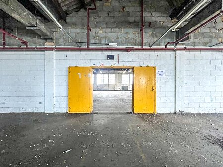 Run dowb warehouse  - Filming Locations Locations Direct -47