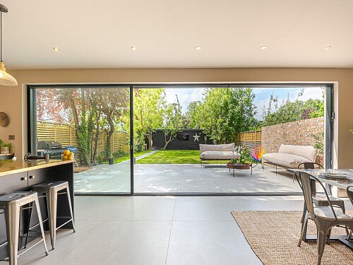 DrewsteadHouse - Filming Locations Locations Direct -07