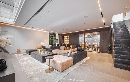 Roae House - Filming Locations Locations Direct -03