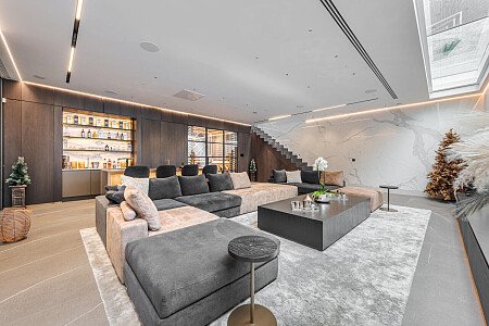 Roae House - Filming Locations Locations Direct -13