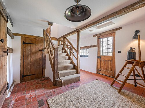 Fresh Water  - Filming Locations Locations Direct -09