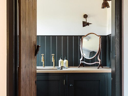 Fresh Water  - Filming Locations Locations Direct -20