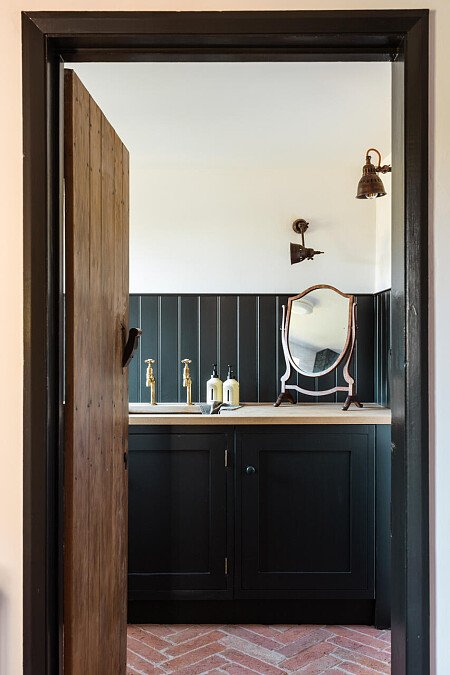 Fresh Water  - Filming Locations Locations Direct -20