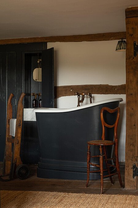 Fresh Water  - Filming Locations Locations Direct -33