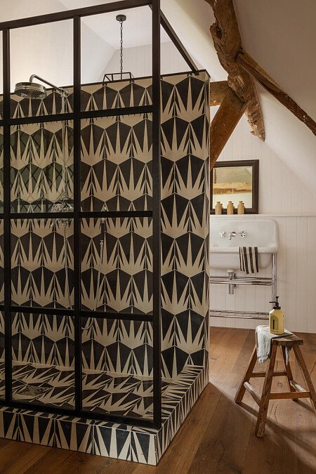 Fresh Water  - Filming Locations Locations Direct -35