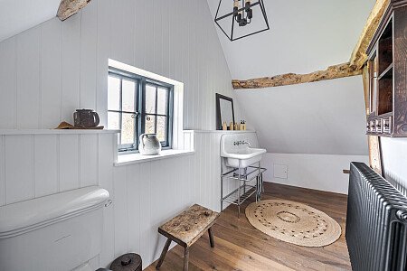 Fresh Water  - Filming Locations Locations Direct -50