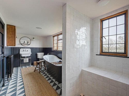 Fresh Water  - Filming Locations Locations Direct -55