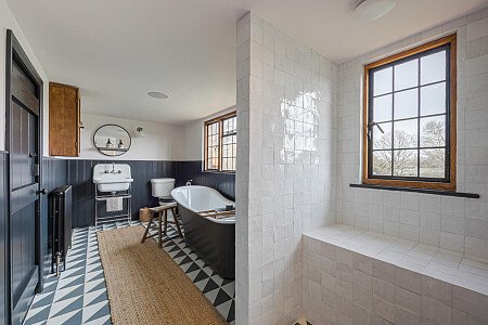 Fresh Water  - Filming Locations Locations Direct -55