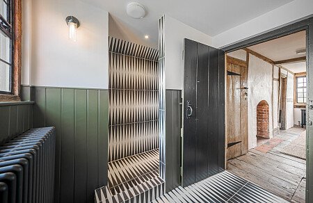 Fresh Water  - Filming Locations Locations Direct -60