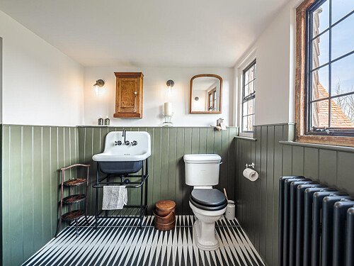 Fresh Water  - Filming Locations Locations Direct -61