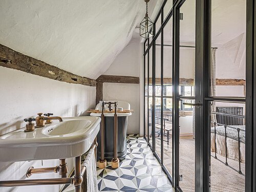 Fresh Water  - Filming Locations Locations Direct -75