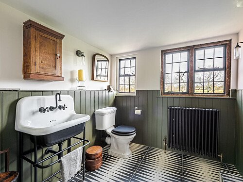 Fresh Water  - Filming Locations Locations Direct -76