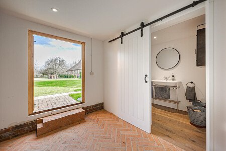 Fresh Water  - Filming Locations Locations Direct -78