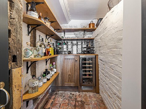 Fresh Water  - Filming Locations Locations Direct -80