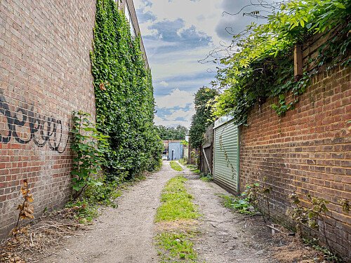 Funky Warehouse - Filming Locations Locations Direct -25