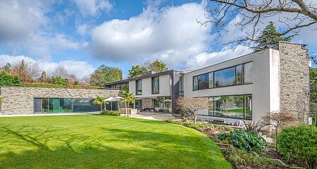 indoor_outdoor pools  - Filming Locations Locations Direct -08