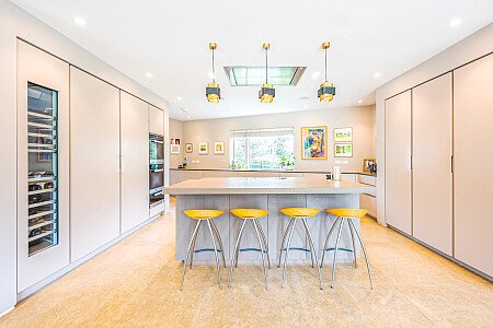 indoor_outdoor pools  - Filming Locations Locations Direct -11