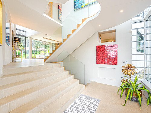 indoor_outdoor pools  - Filming Locations Locations Direct -20