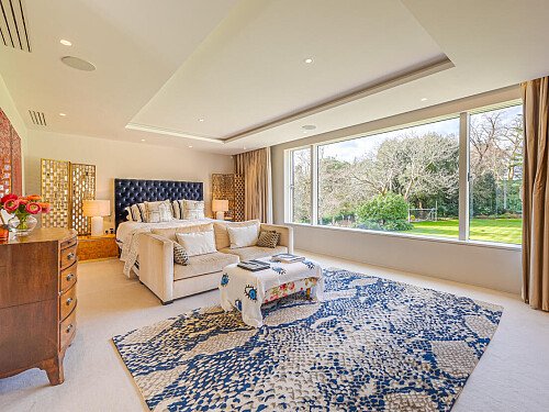 indoor_outdoor pools  - Filming Locations Locations Direct -24