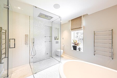 indoor_outdoor pools  - Filming Locations Locations Direct -27