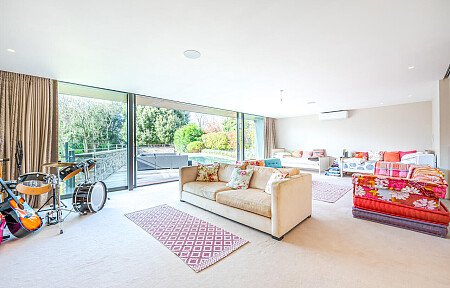 indoor_outdoor pools  - Filming Locations Locations Direct -28